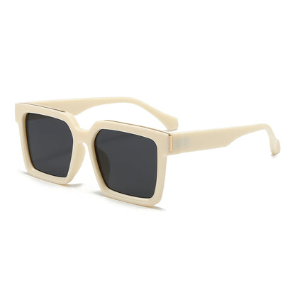 Polygonal rimless cut-edge sunglasses